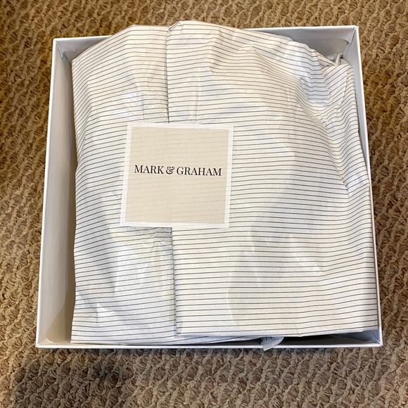 Mark and Graham crossbody. - Picture 3 of 5